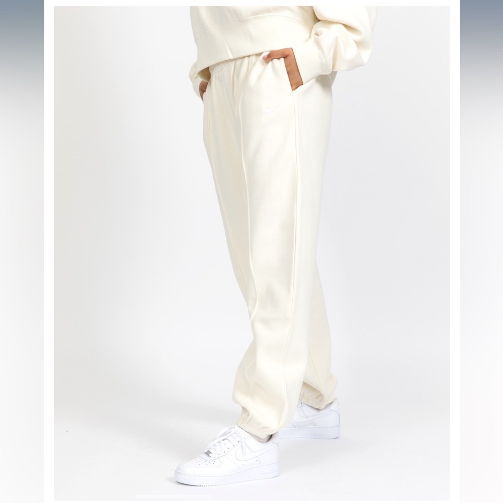 Nike Fleece Trousers - Coconut Milk/White
